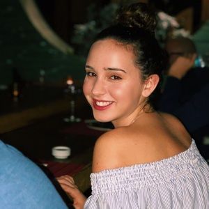 Meet your Posher, Brooke